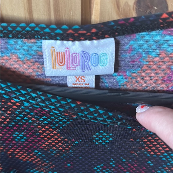 Colorful Patterned Tops - Picture 2 of 7